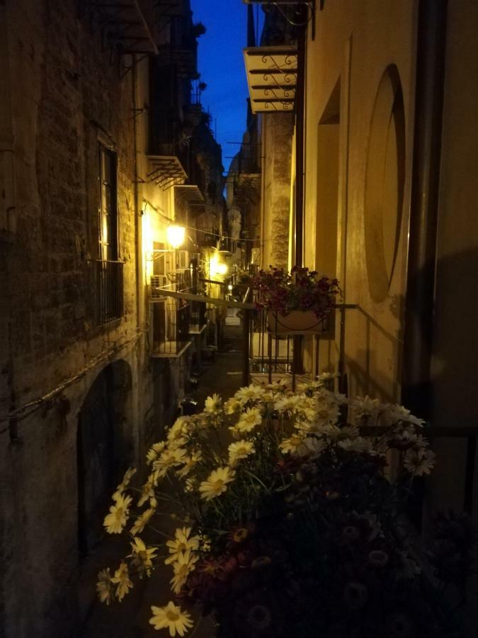 Casa Nel Vicolo Villa Palermo Exterior photo