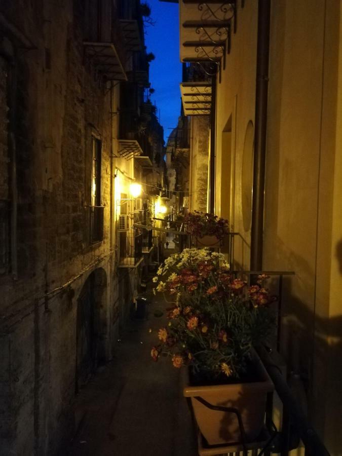 Casa Nel Vicolo Villa Palermo Exterior photo